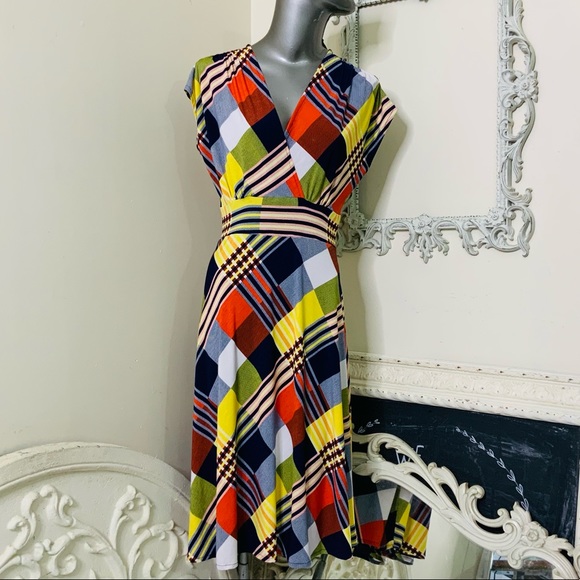 Matrushka Construction Plaid Veronica Lake Dress - Picture 8 of 10